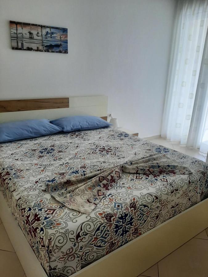 Kela Apartment 3 ซารานเดอ ภายนอก รูปภาพ
