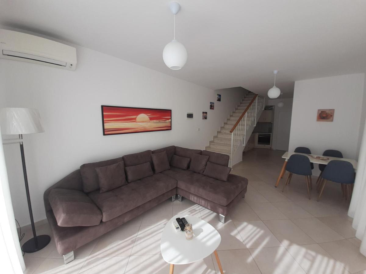 Kela Apartment 3 ซารานเดอ ภายนอก รูปภาพ