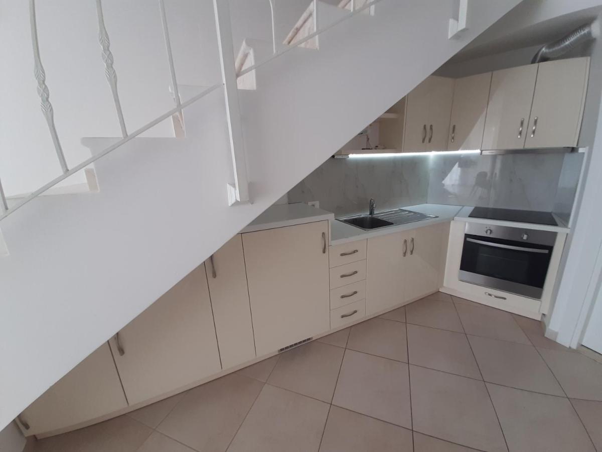 Kela Apartment 3 ซารานเดอ ภายนอก รูปภาพ